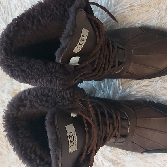 MENS UGG BUTTE WINTER BOOTS - Picture 7 of 9